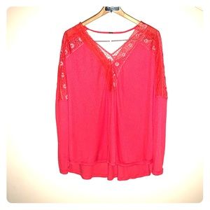 FREE PEOPLE BLOUSE- LOLA TEE